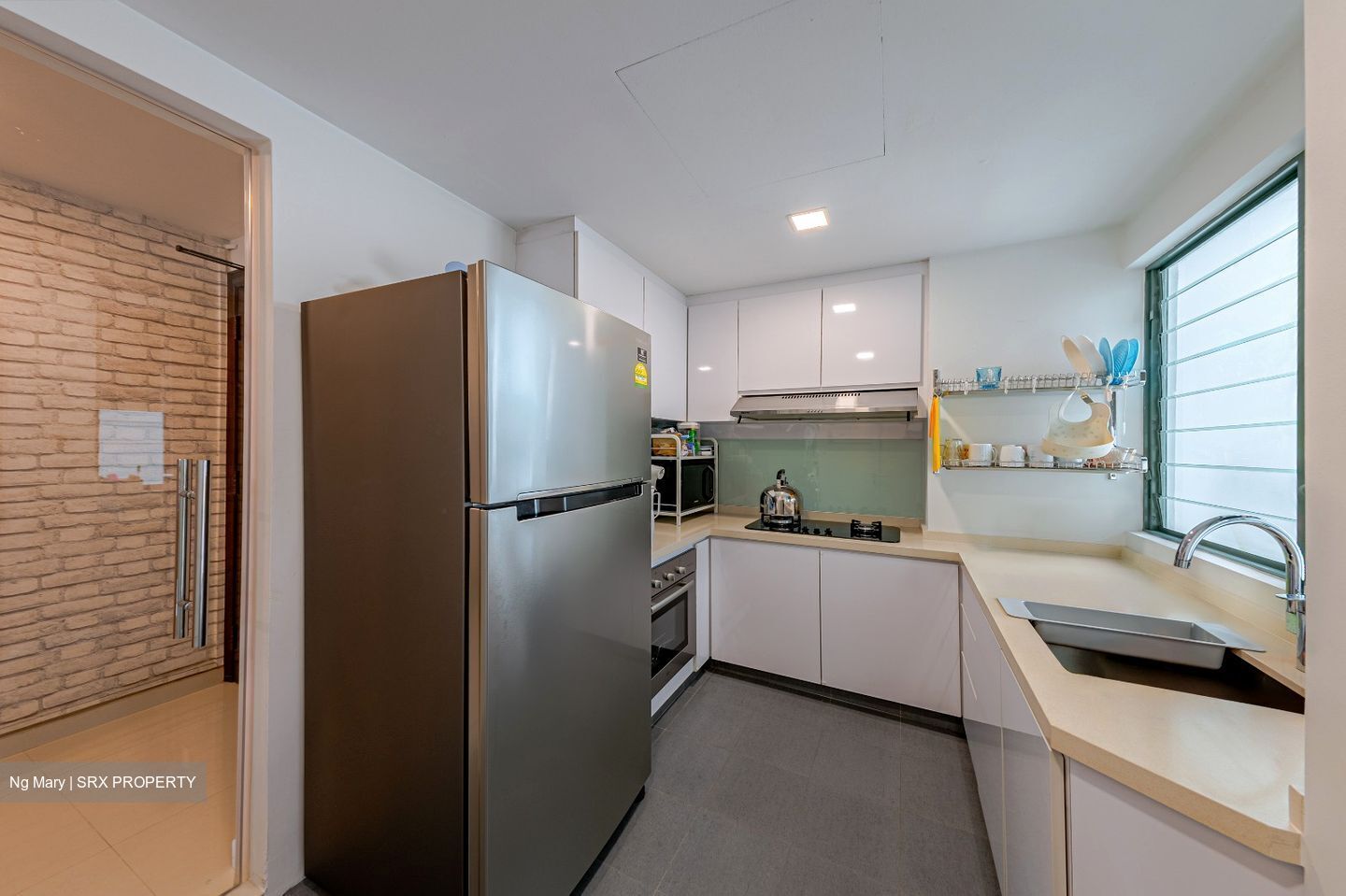 Stratford Court (D16), Condominium #561383081